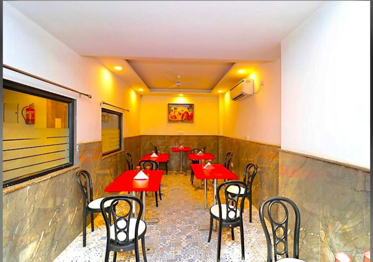 Hotel Galaxy Inn Near Delhi International Airport Nowe Delhi Zewnętrze zdjęcie