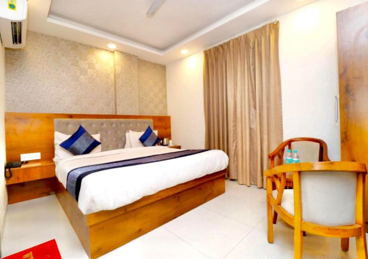 Hotel Galaxy Inn Near Delhi International Airport Nowe Delhi Zewnętrze zdjęcie