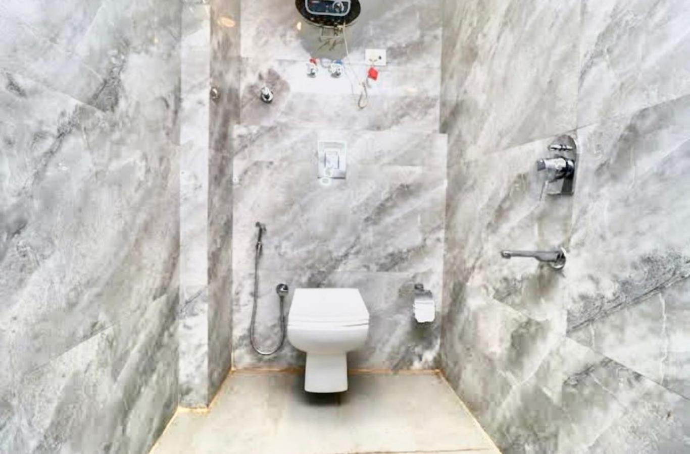 Hotel Galaxy Inn Near Delhi International Airport Nowe Delhi Zewnętrze zdjęcie