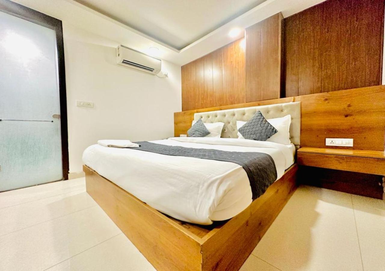 Hotel Galaxy Inn Near Delhi International Airport Nowe Delhi Zewnętrze zdjęcie
